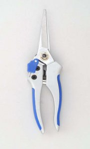 7-1/4\" TRIMMER PRUNER